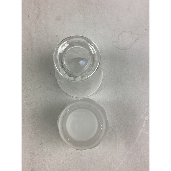 Set Of 2 Frosted Glasses With Chickens On The Sides - 3”H - Picture 10 of 10